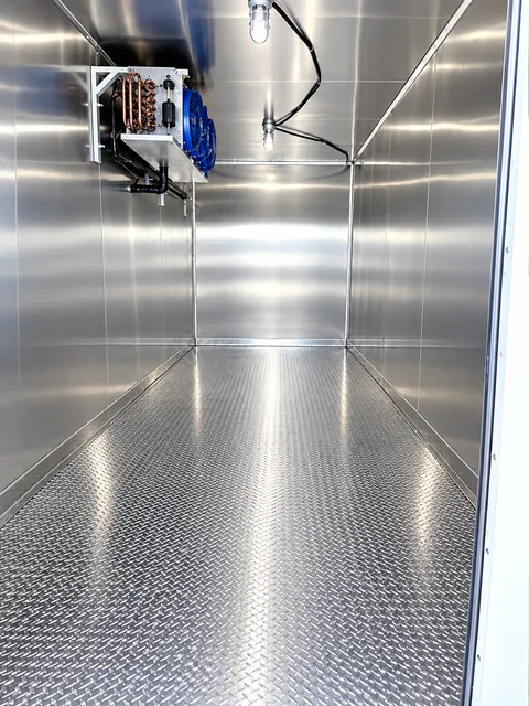Cold-storage interior and cooling unit